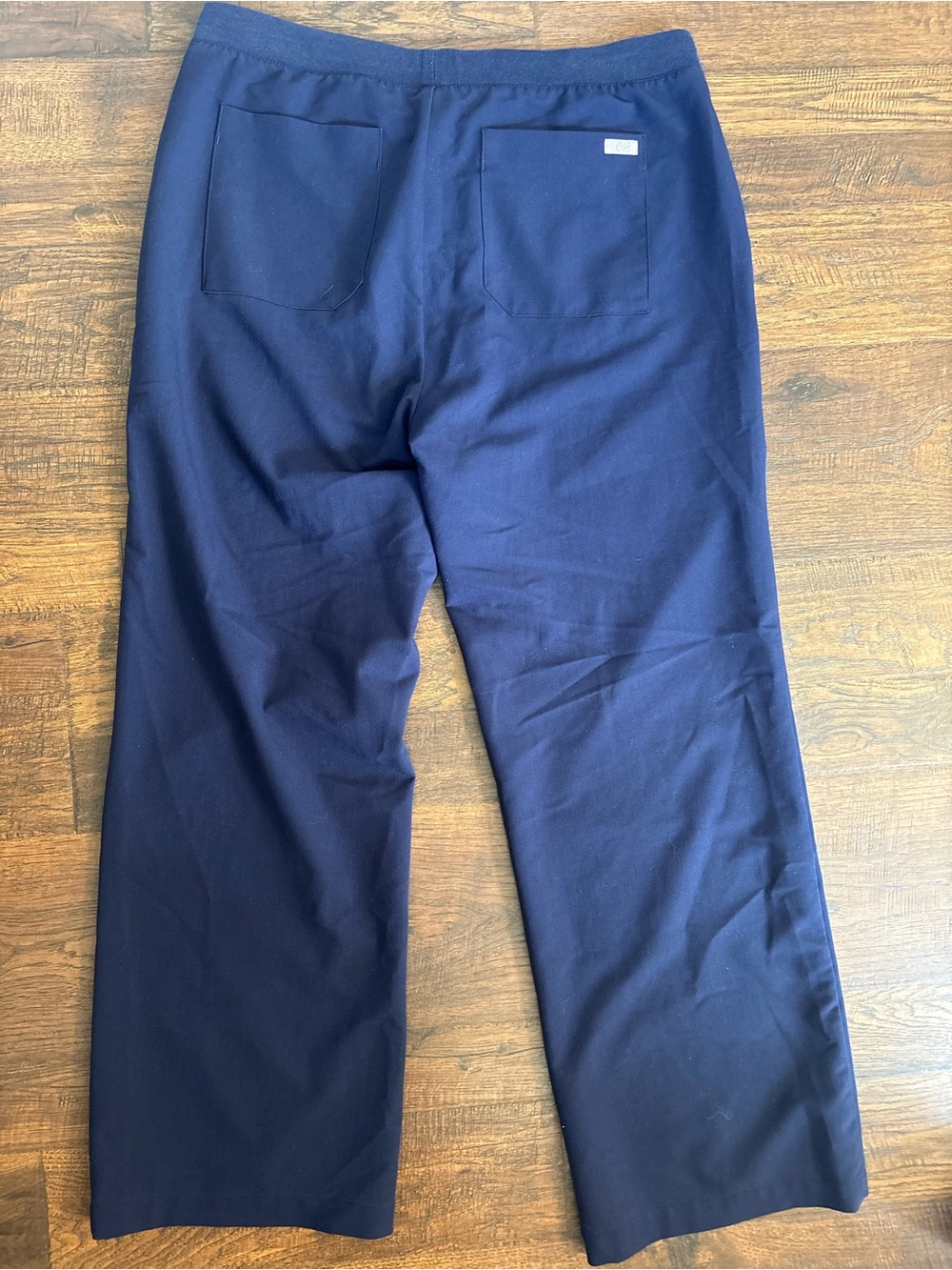 FIGS scrub pants size Large navy blue